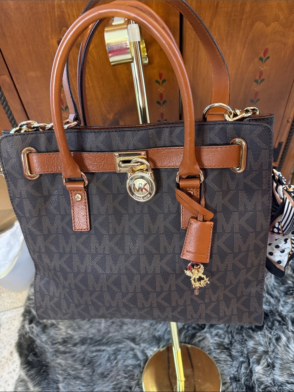 Michael Kors Brown MK Signature Satchel with Saddle Trim lock & key great cond.